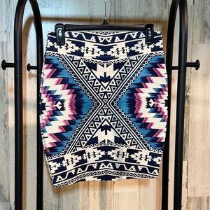 Xhilaration Tribal Tapestry in Blue and Pink